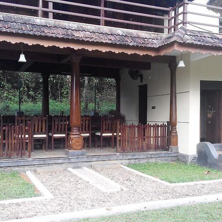 7Th Heaven Resorts Kochi Екстериор снимка