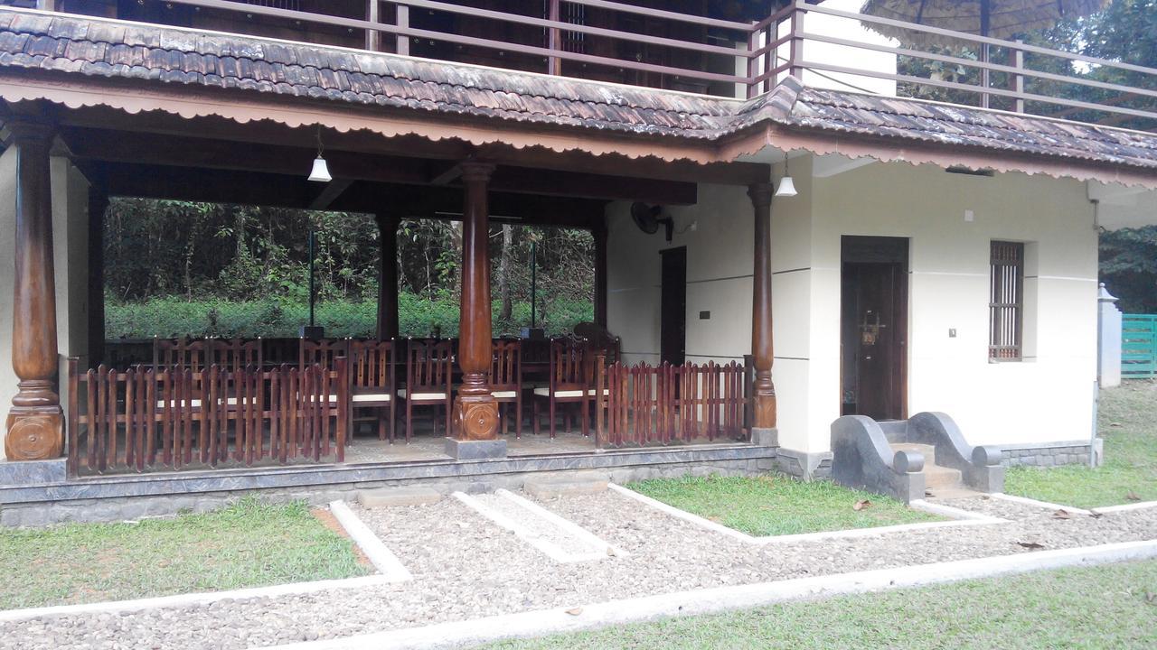 7Th Heaven Resorts Kochi Екстериор снимка